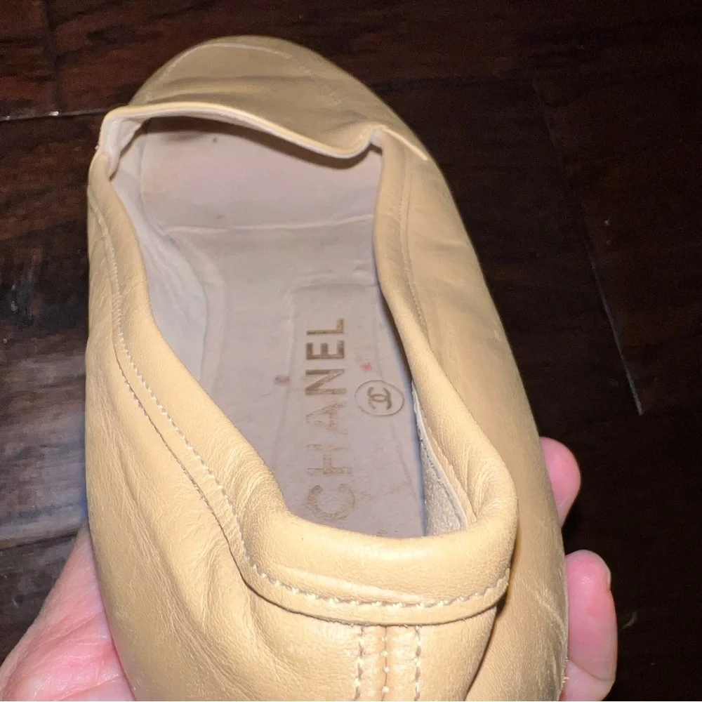 Vintage Chanel Women’s Leather Loafers